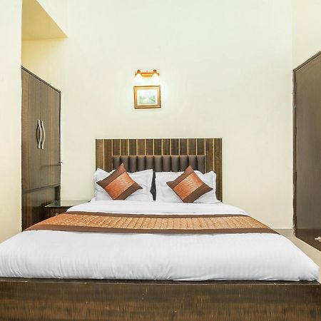 Oyo 14245 Amitabh Guest House New Delhi Exterior photo