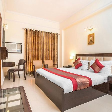 Oyo 14245 Amitabh Guest House New Delhi Exterior photo