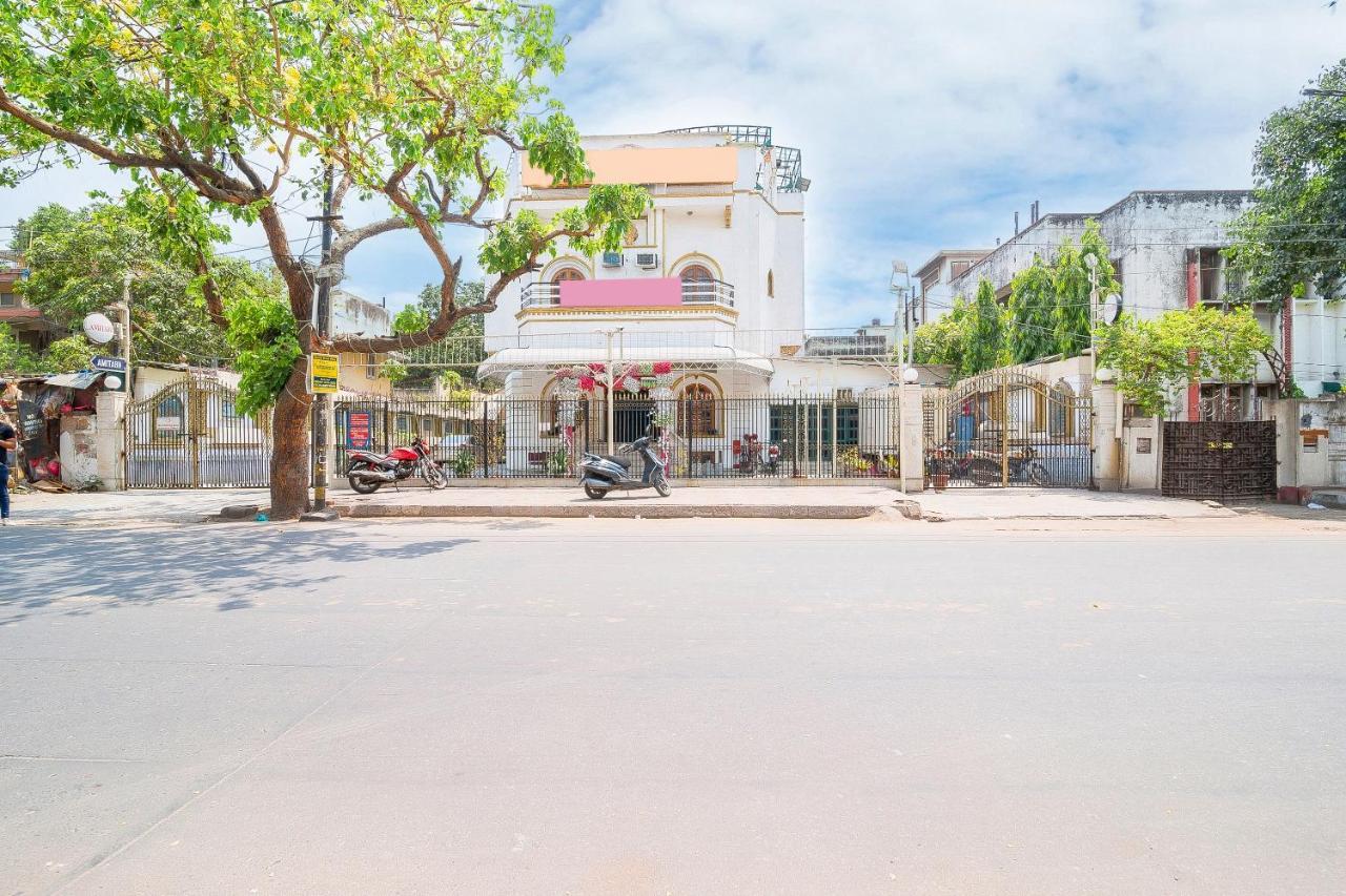 Oyo 14245 Amitabh Guest House New Delhi Exterior photo