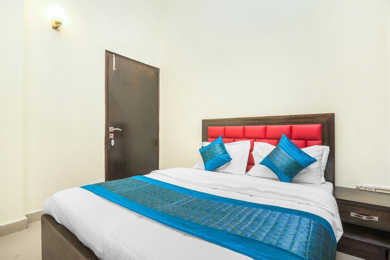 Oyo 14245 Amitabh Guest House New Delhi Exterior photo
