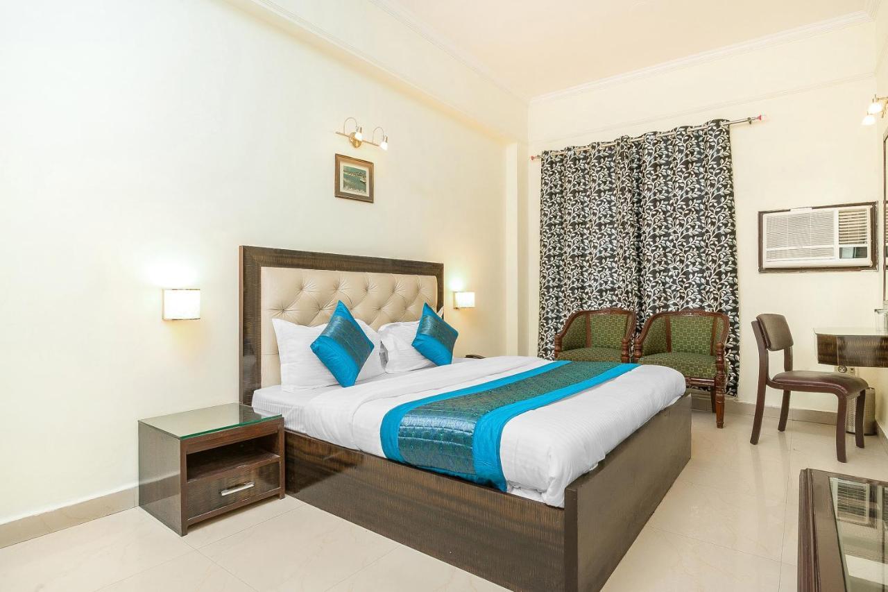 Oyo 14245 Amitabh Guest House New Delhi Exterior photo